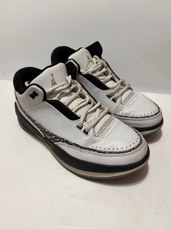 Nike Jordan Team Low 2.5 Size 18.5 White Cement Basketball Shoes GUC - Picture 4 of 11